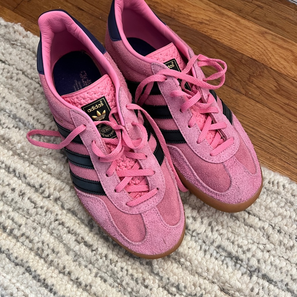 Adidas Women's Pink Purple Gazelle Sneakers